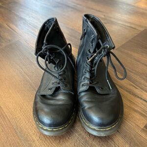 Dr Doc Martens Air Wair Youth Black Matte Leather Punk Grunge Boots